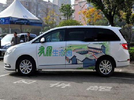 建德户外车贴喷绘如何保持效果?